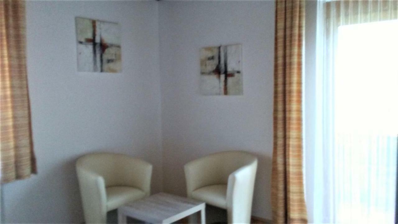 Gaestehaus Jank プレッセッガー・ゼー エクステリア 写真
